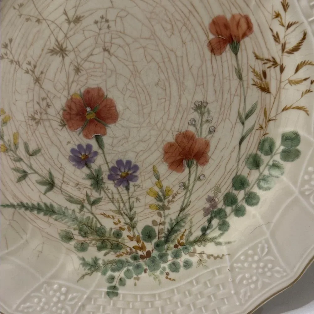 Mikasa Fine Ivory Margaux 11 Inch Dinner Chop Plate Floral Motif Gold Edge Japan